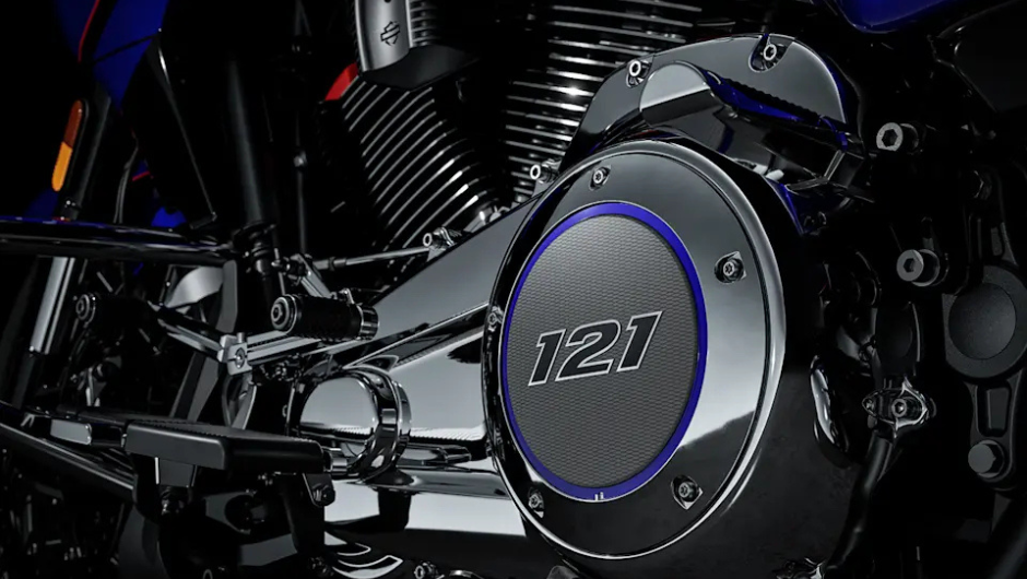 CVO™ Road Glide™ 2025